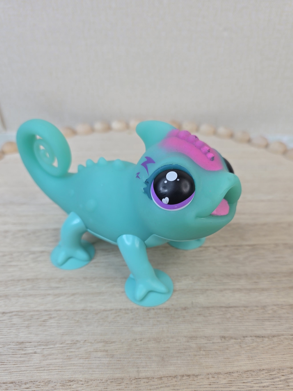Little Live Pets Sunny The Bright Light Chameleon